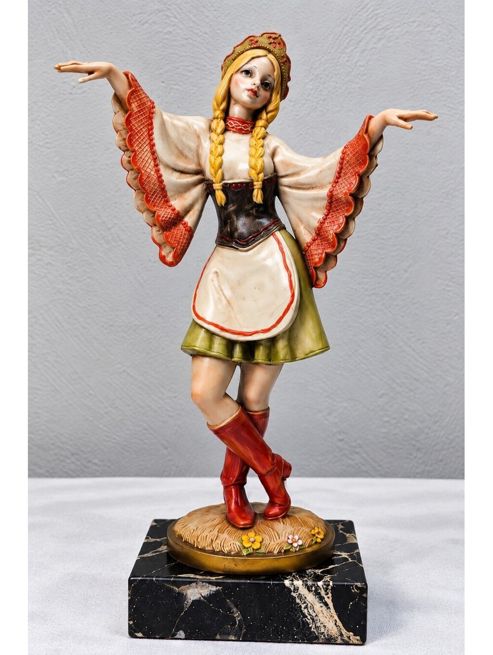 Vintage Fontanini Simonetti Depose Italy 904 Folk Dancer Marble Figurine
